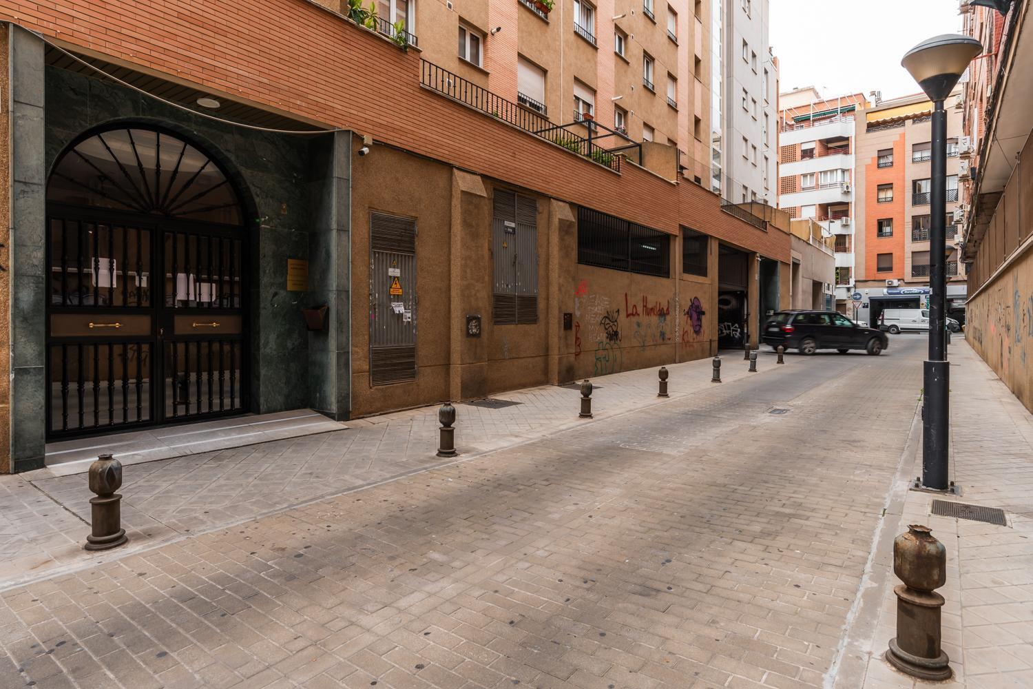 Tuguest Station With Parking Apartman Granada Kültér fotó