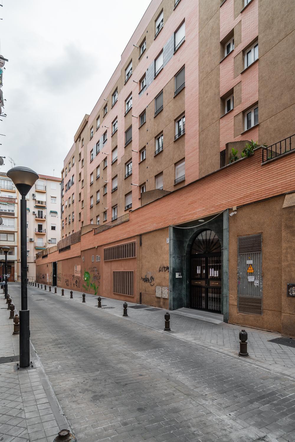 Tuguest Station With Parking Apartman Granada Kültér fotó
